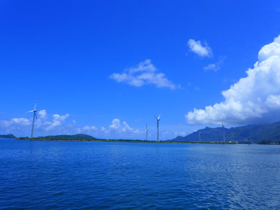 Windenergie auf den Seychellen La Digue Island Lodge