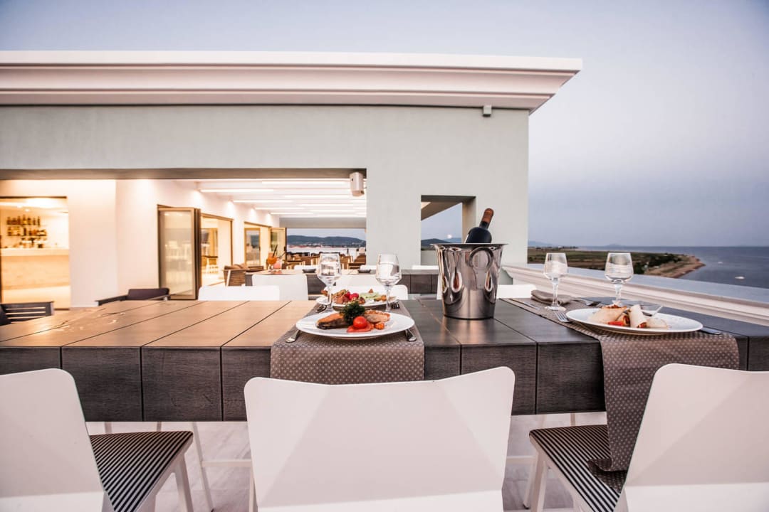 Sky Bar Elinotel Sermilia Resort