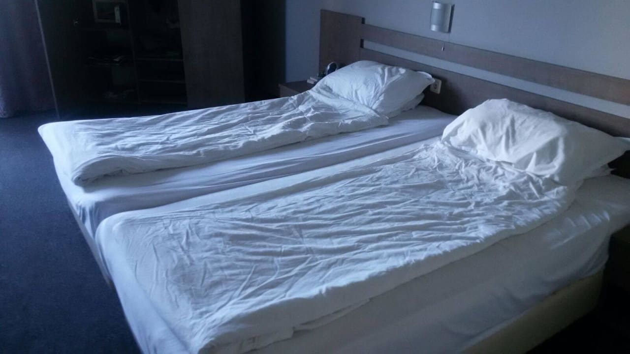 Zimmerservice genannt Odessos Park Hotel