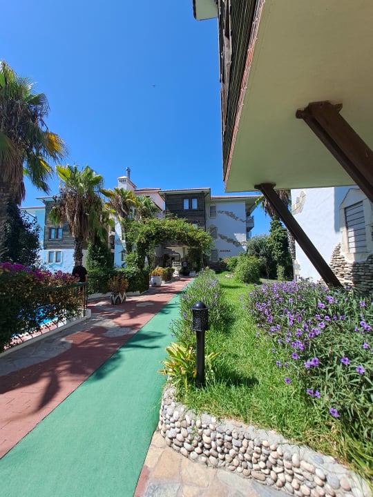 Gartenanlage Hotel Defne Dream