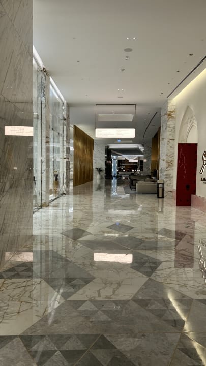 Lobby Atlantis The Royal