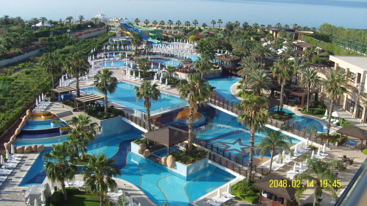 Poollandschaft Fame Residence Lara & Spa