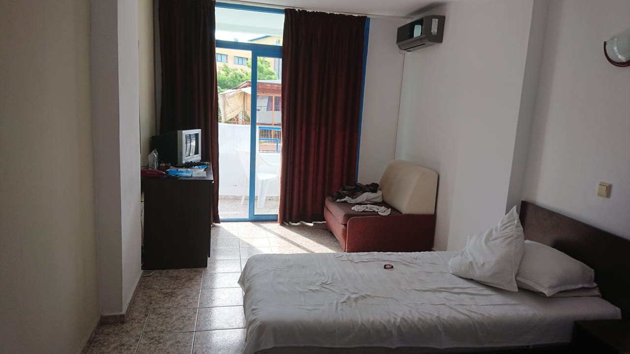 Zimmer Party Hotel Golden Sands - Adults only