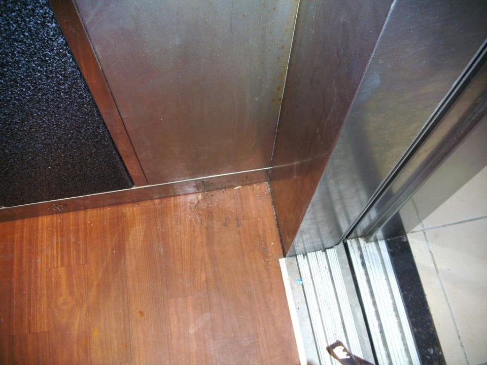 Augzug Club Hotel Anjeliq