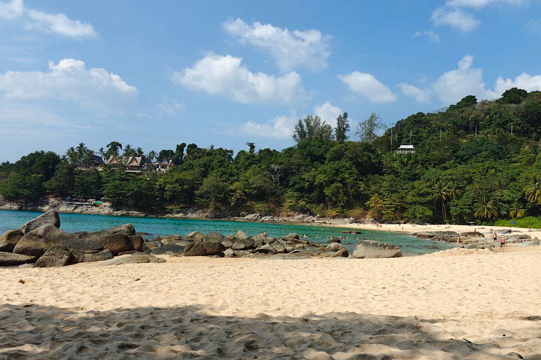 Strand Surin Bay Inn Beach Resort