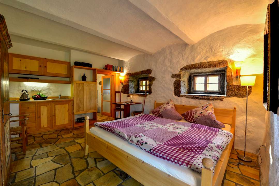 Zimmer Hofatelier Menacher - Appartements