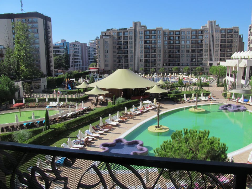 Widok z pokoju w bloku B Barceló Royal Beach