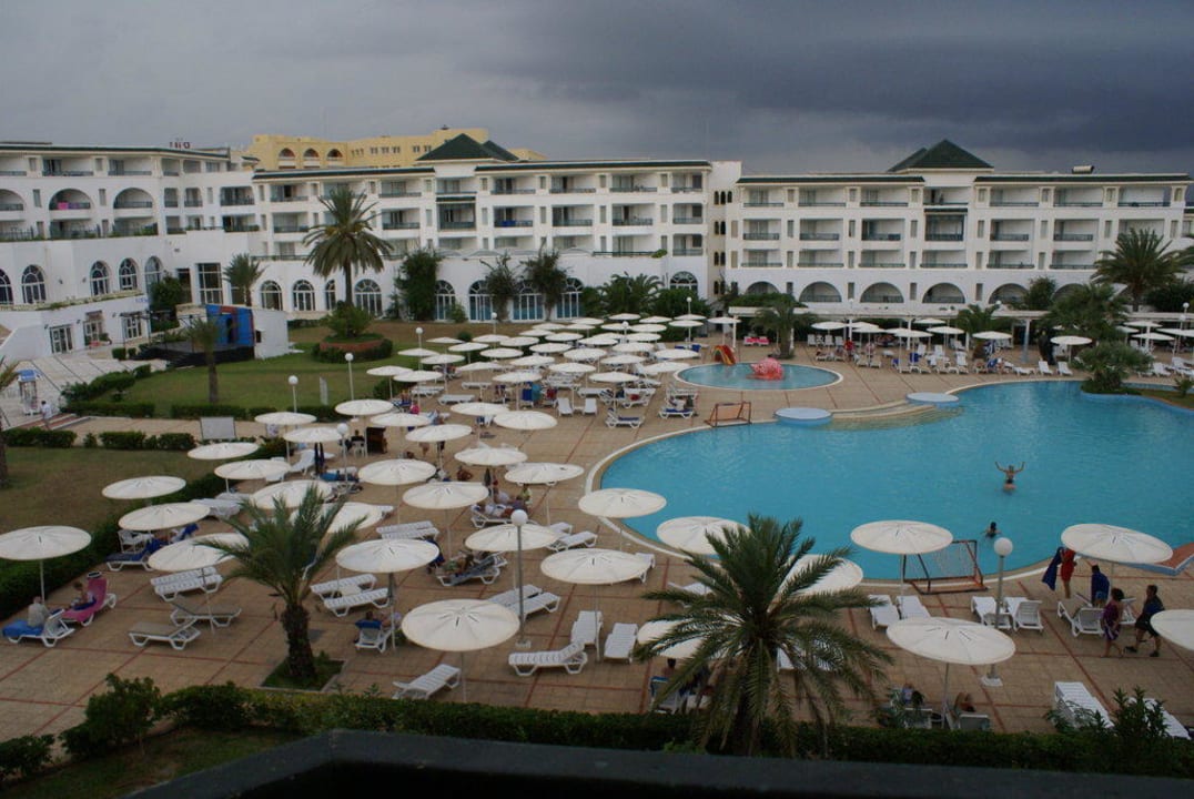 Blick vom Balkon Hotel El Mouradi Palm Marina