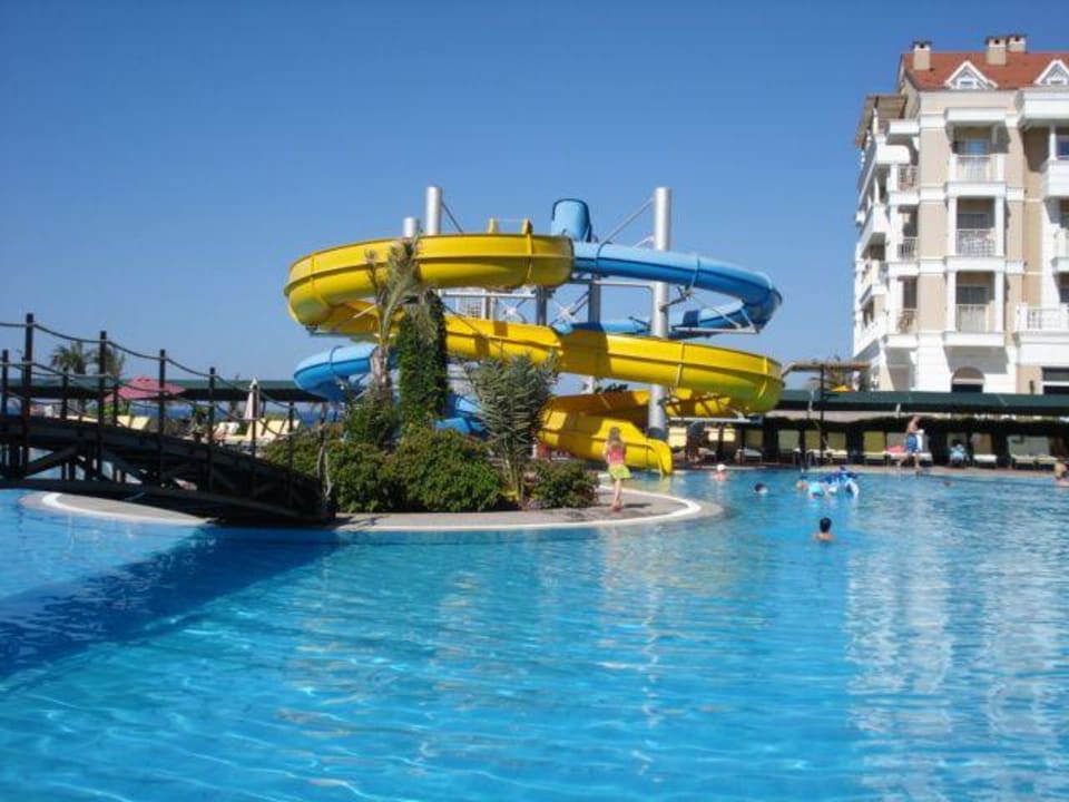 Der Pool Hotel Turan Prince