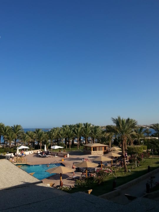Ausblick zum Pool Fort Arabesque Resort, Spa & Villas