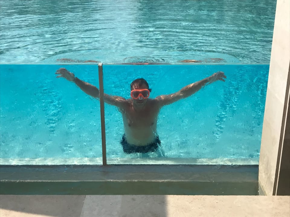 Pool Avra Imperial Hotel