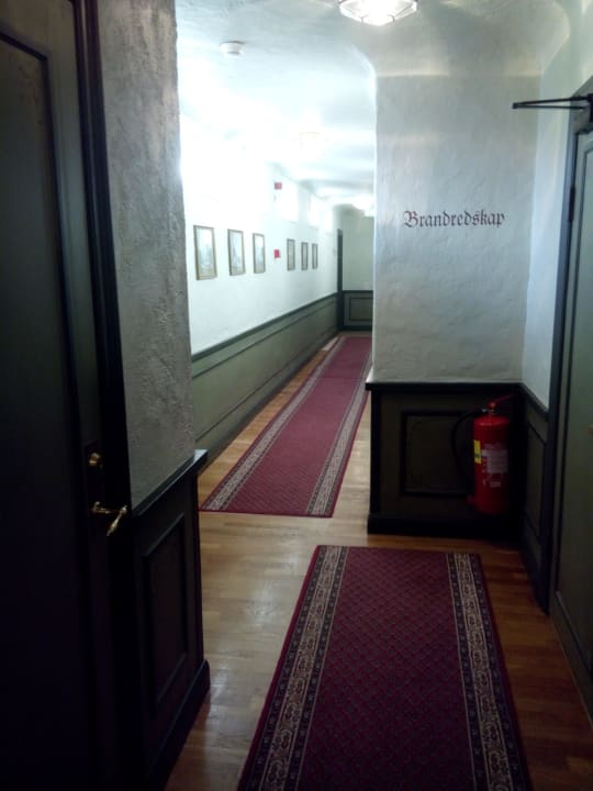 Flur zum Zimmer Hotel Gyllene Uttern