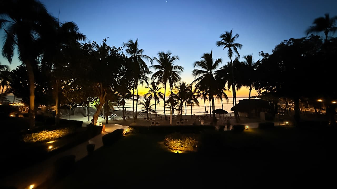 Strand Hotel Viva Dominicus Beach by Wyndham - All Inclusive Resort