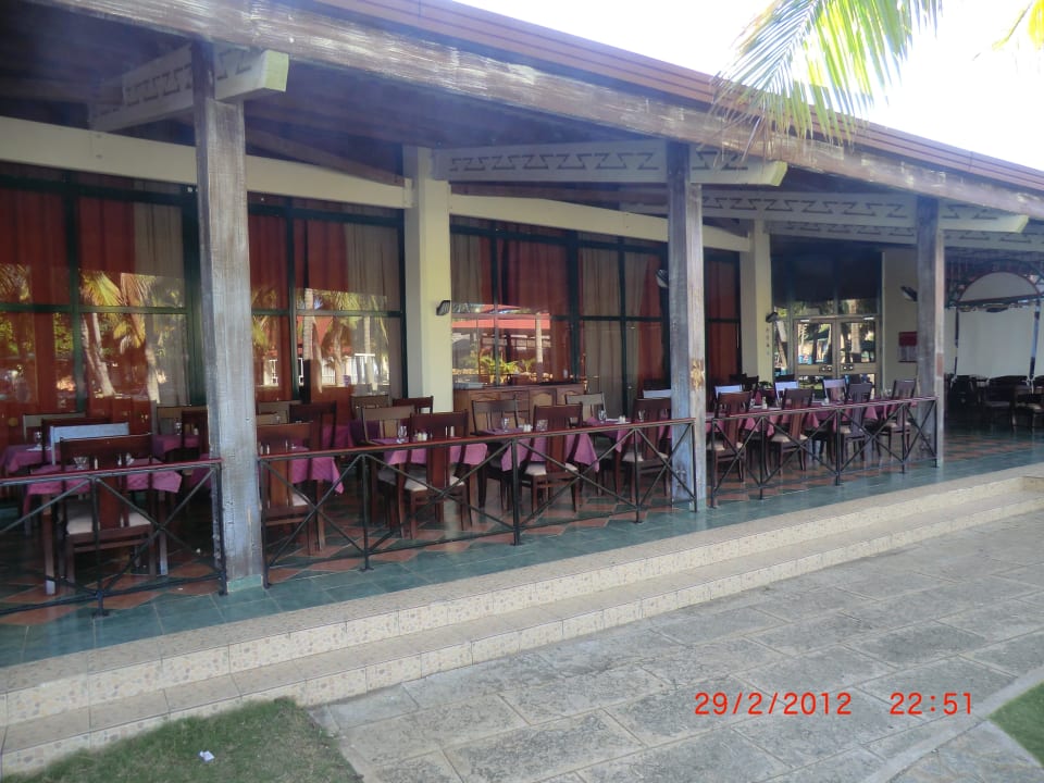 Hauptrestaurant aussen Sol Hicacos Varadero