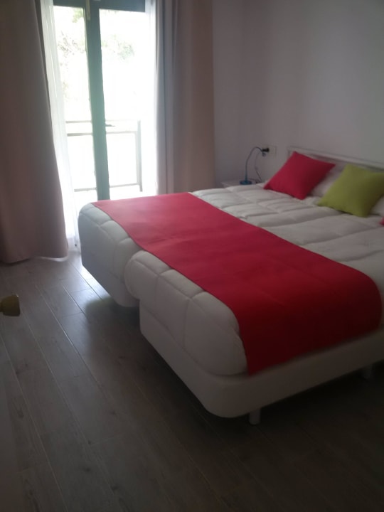Schlafzimmer Guya Wave Hotel