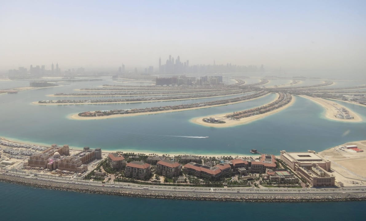 Sofitel The Palm aus der Hubschrauberperspektive Sofitel Dubai The Palm Resort & Spa