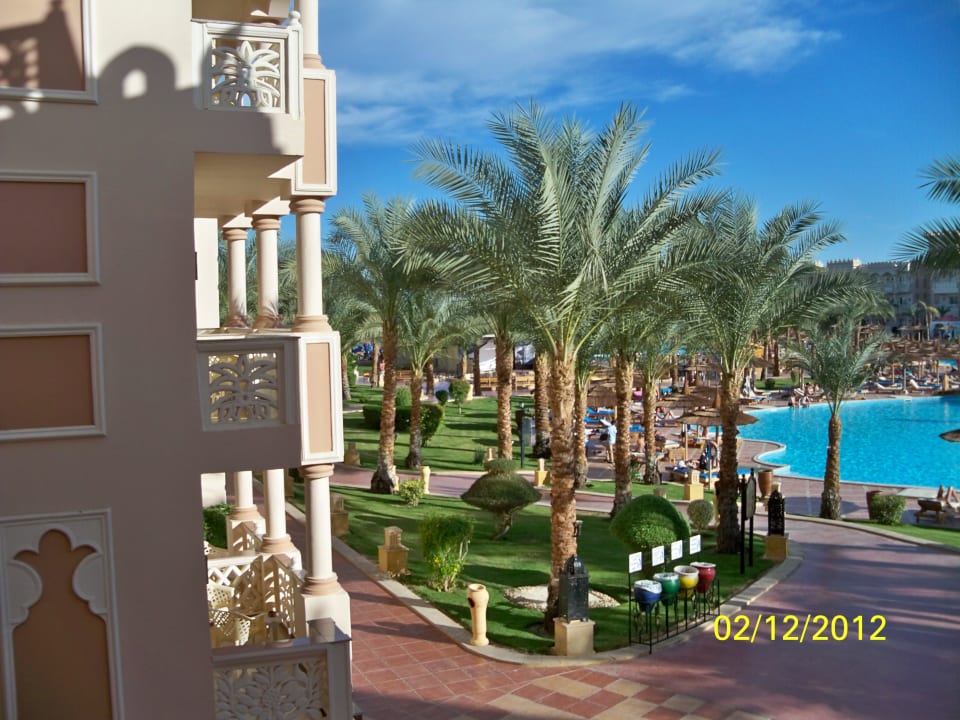 Территория Pickalbatros Palace Resort