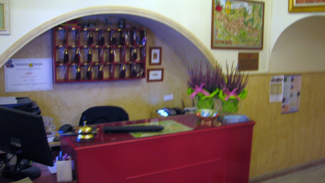 Hotelrezeption Hotel Albergo Etruria