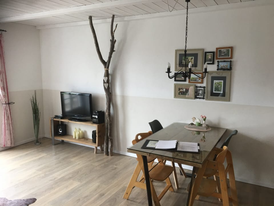 Essbereich  Wiesen-Hof Engstler