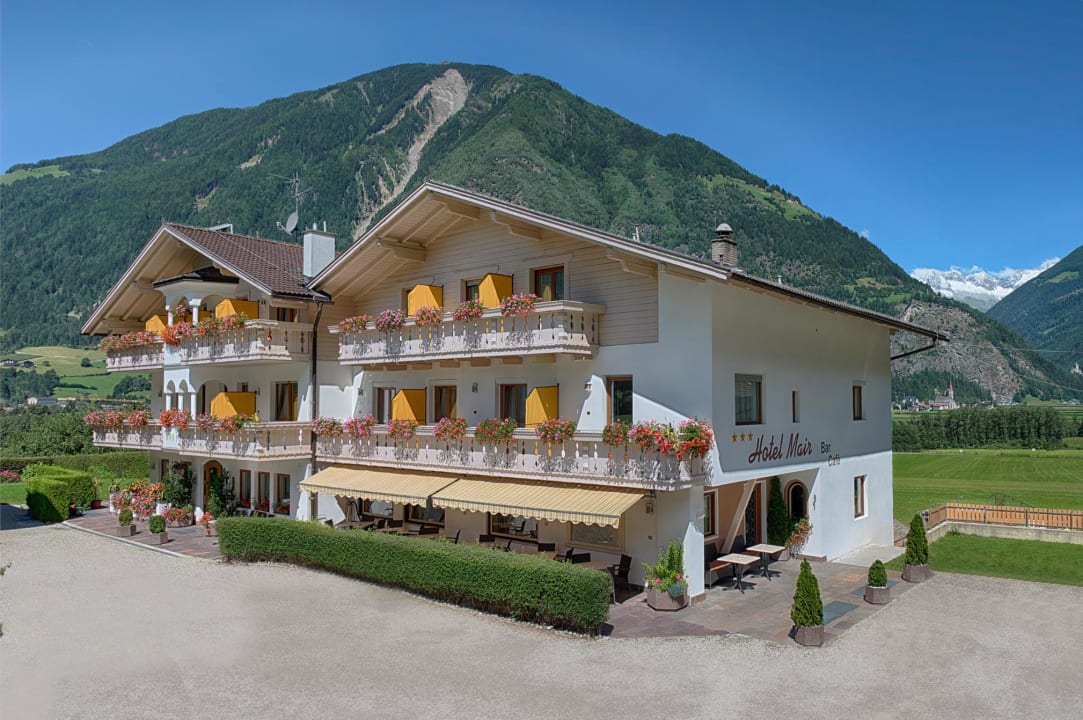 Außenansicht Hotel Mair