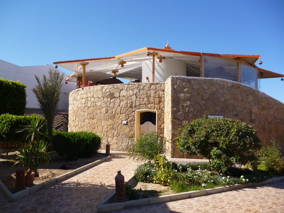 Außenansicht des Restaurants Hotel Coral Garden