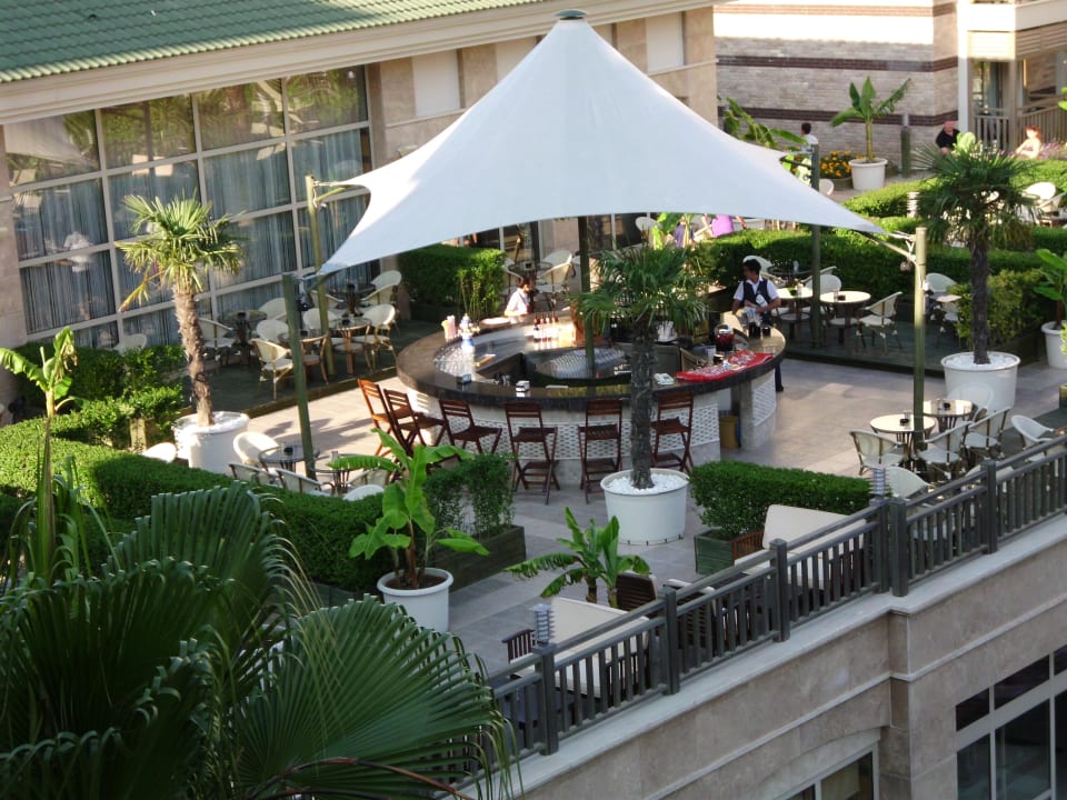 Ausblick vom Balkon zur Abendbar Can Garden Resort