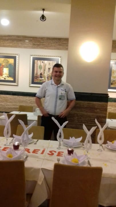 Der weltbeste Kellner Suleyman Y. Calimera Hane Garden