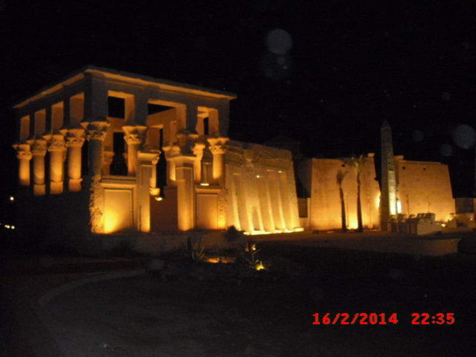 Die Arena bei Nacht  Pickalbatros Alf Leila Wa Leila Resort - Neverland Hurghada