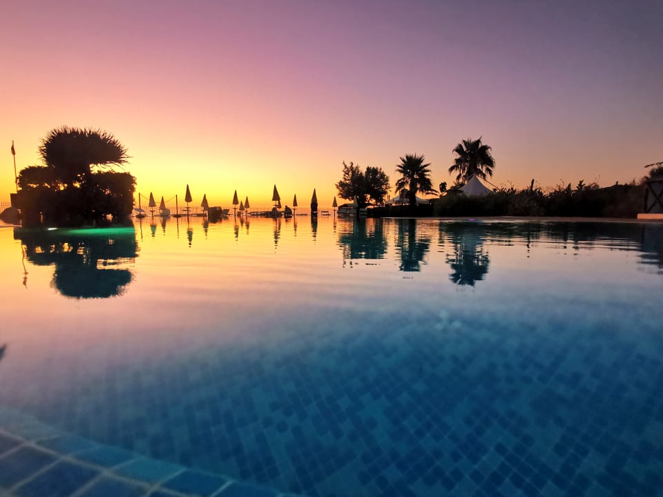 Pool BV Borgo del Principe