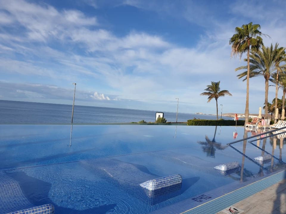 Pool Hotel Riu Palace Meloneras