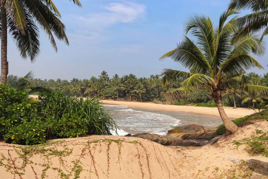 Strand Hotel Bentota Village