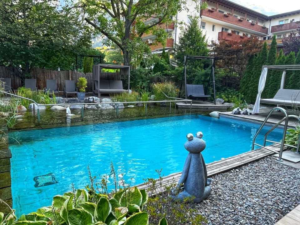 Pool Hotel Wiesenhof Garden Resort