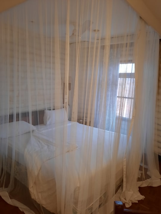 Zimmer Taita Hills Safari Resort & Spa