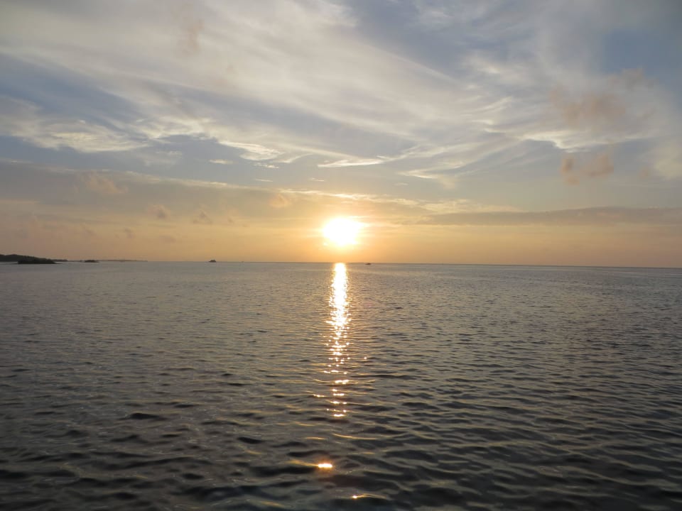 Sonnenuntergang am Strand in Bildern Adaaran Select Hudhuran Fushi - Premium All Inclusive