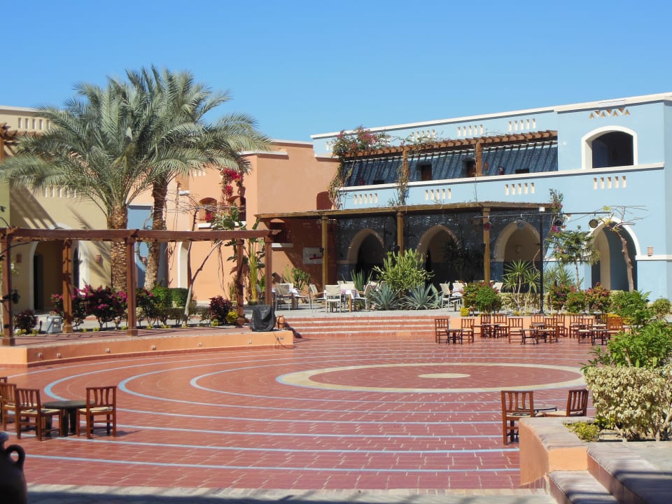 Jeden Abend Mini Disco-Show Jaz Dar EL Madina