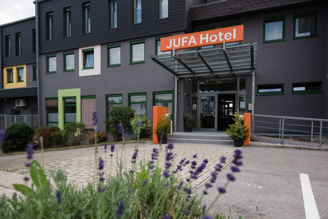 Lobby JUFA Hotel Graz-Süd