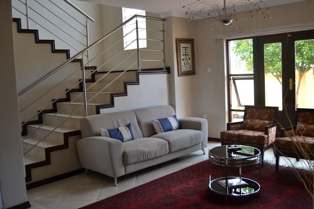 Lobby The Capital Guest House