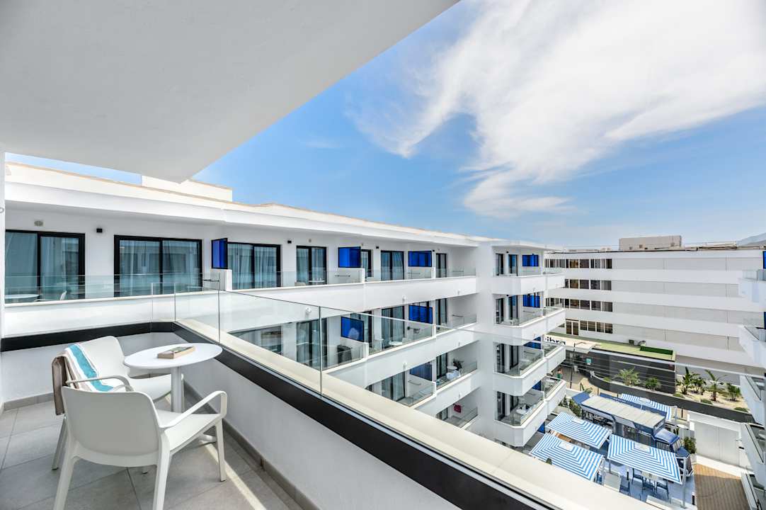 Außenansicht Apartamentos Vibra Jabeque Blue