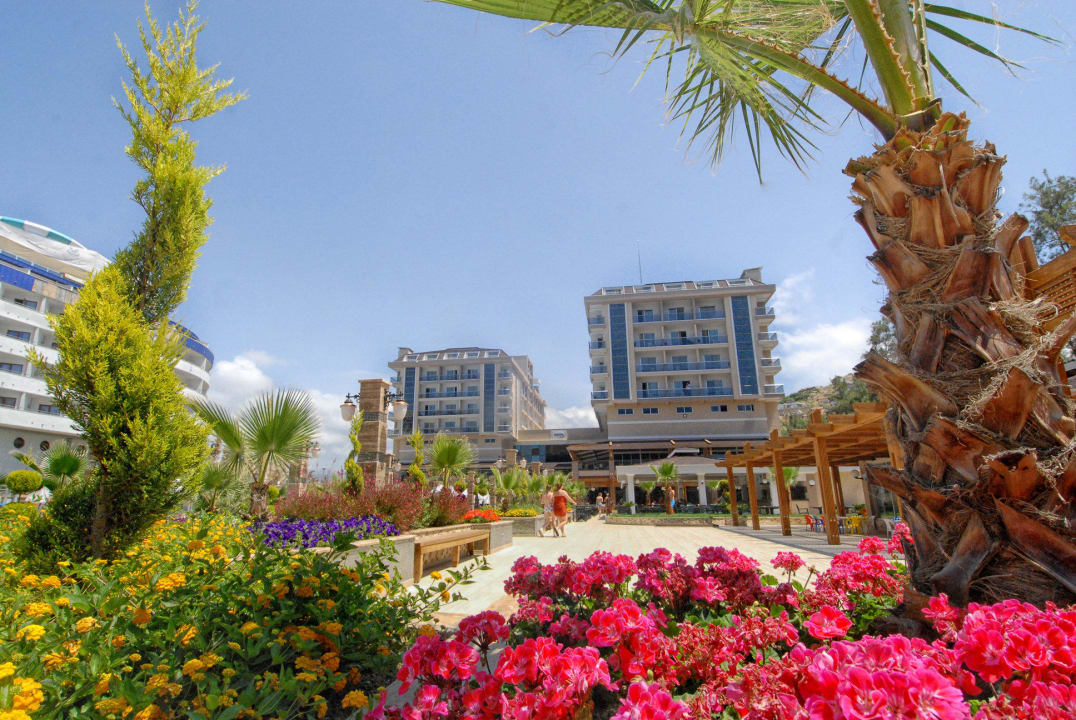 Aussenansicht Dizalya Palm Garden