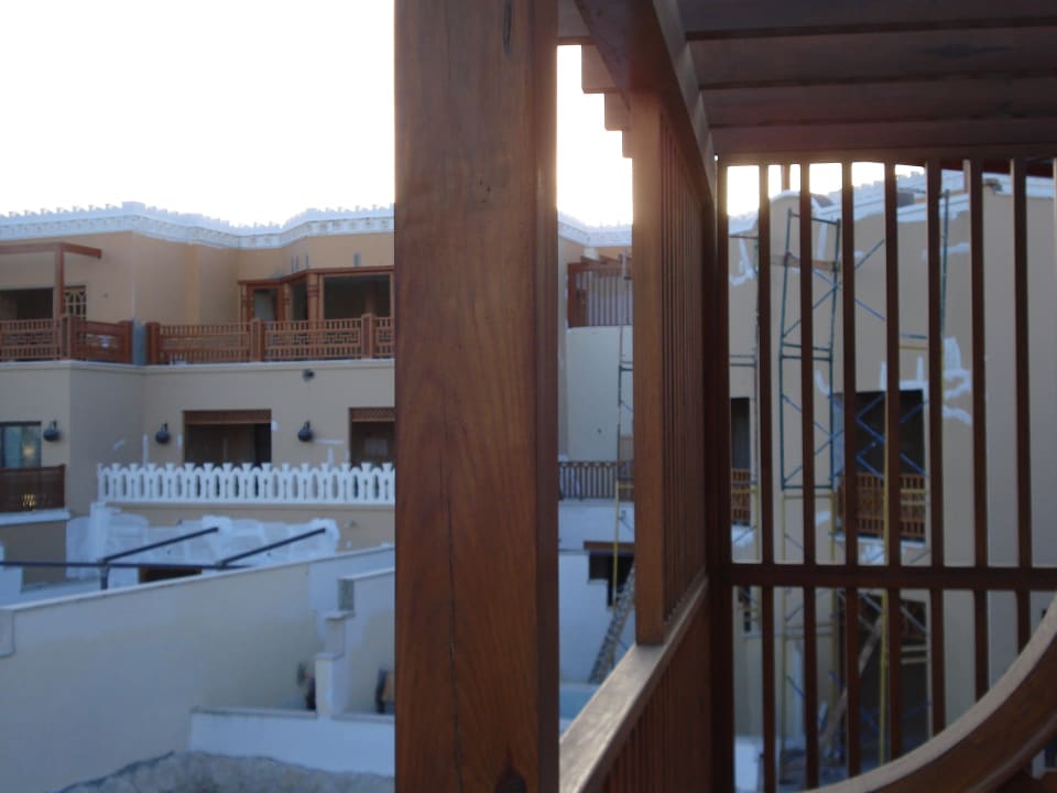 Bauarbeiten nebem dem Zimmer Makadi Spa - Adults only