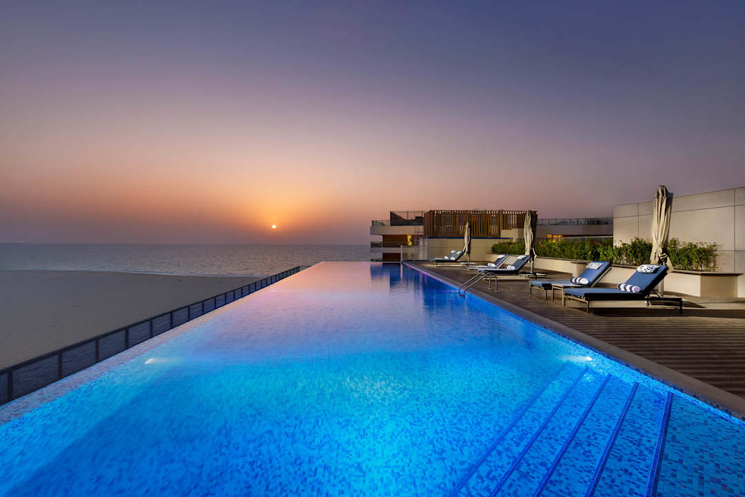 Pool Millennium Residences Saadiyat Island