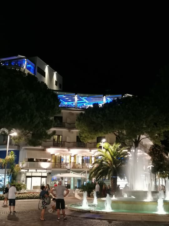 Außenansicht Hotel Monaco