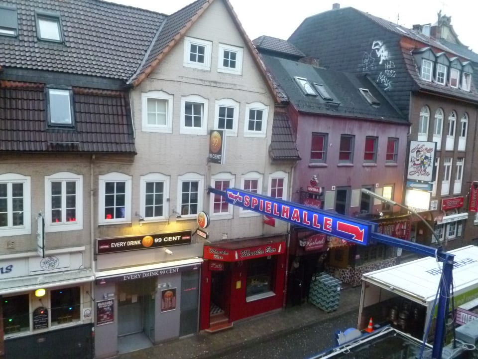 Ausblick St.Joseph Hotel Hamburg St.Pauli Kiez Reeperbahn