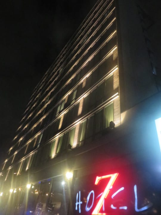 "Außenansicht" Z Hotel NYC (Long Island City) • HolidayCheck (Bundesstaat New York USA)