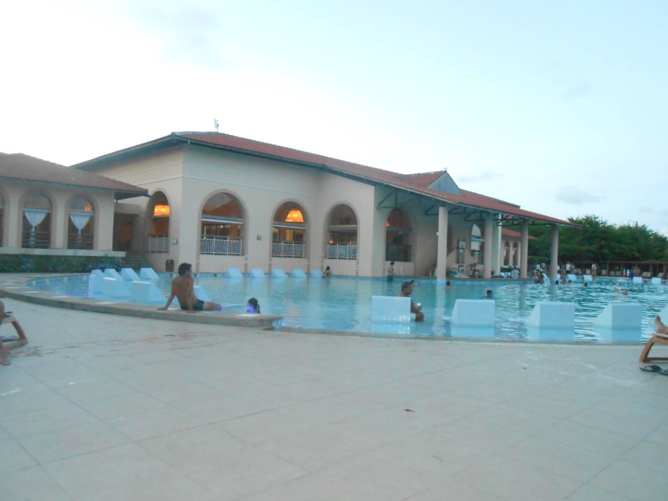 Piscina general Grand Palladium Imbassai Resort & Spa