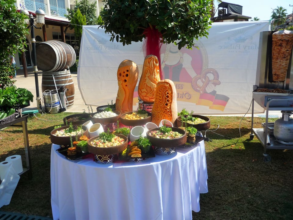 Gastro Mary Hotel Side