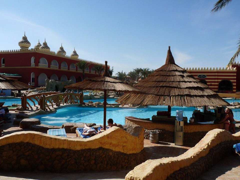Бассейн Pickalbatros Alf Leila Wa Leila Resort - Neverland Hurghada