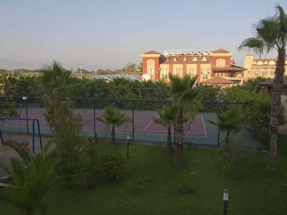Unser Ausblick in Richtung Tennisplatz Hotel Orfeus Park