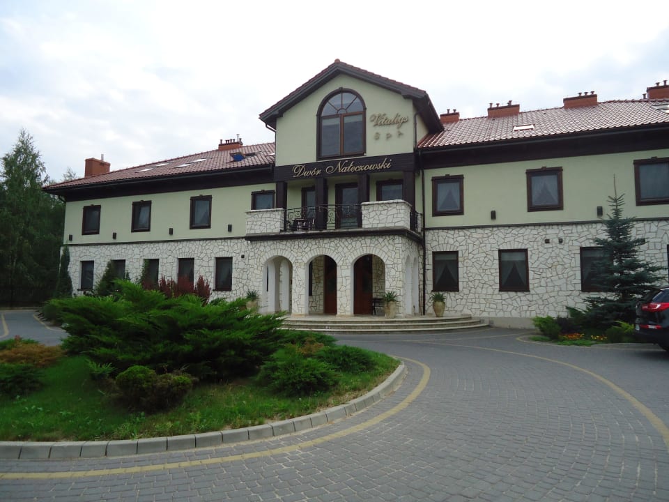 Wejście Dwór Nałęczowski Vitaligs SPA