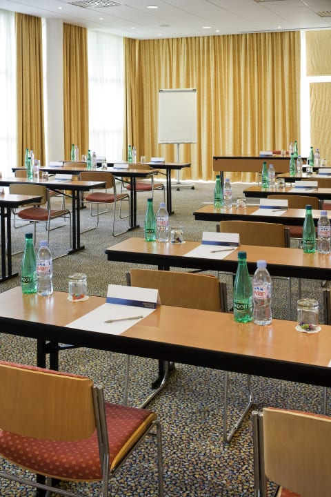 Sonstiges Hotel Novotel Senart Golf De Greenparc